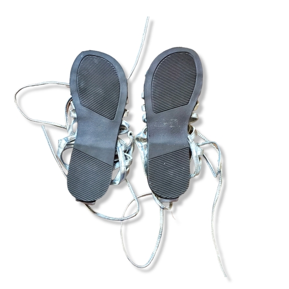 Grecian-style Silver Lace-up Sandals - Picture 2 of 3